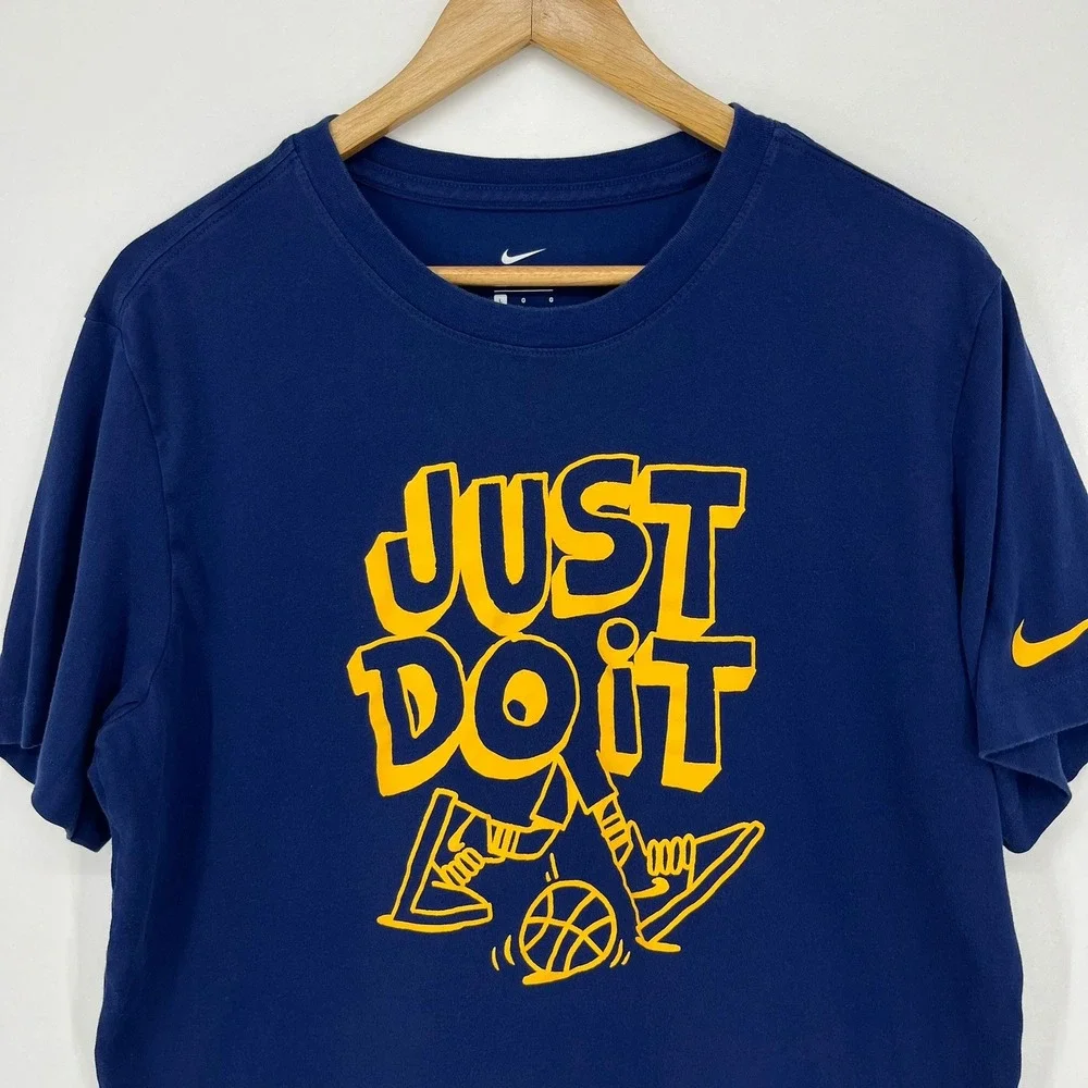 Nike Mens Dri-FIT Just Do It Basketball Graphic T-Shirt Navy Blue Large